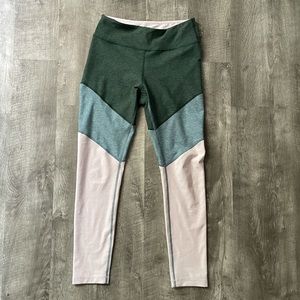 Outdoor Voices leggings